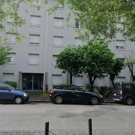 Elie, Gare, Polygone Scientifique Γκρενόμπλ